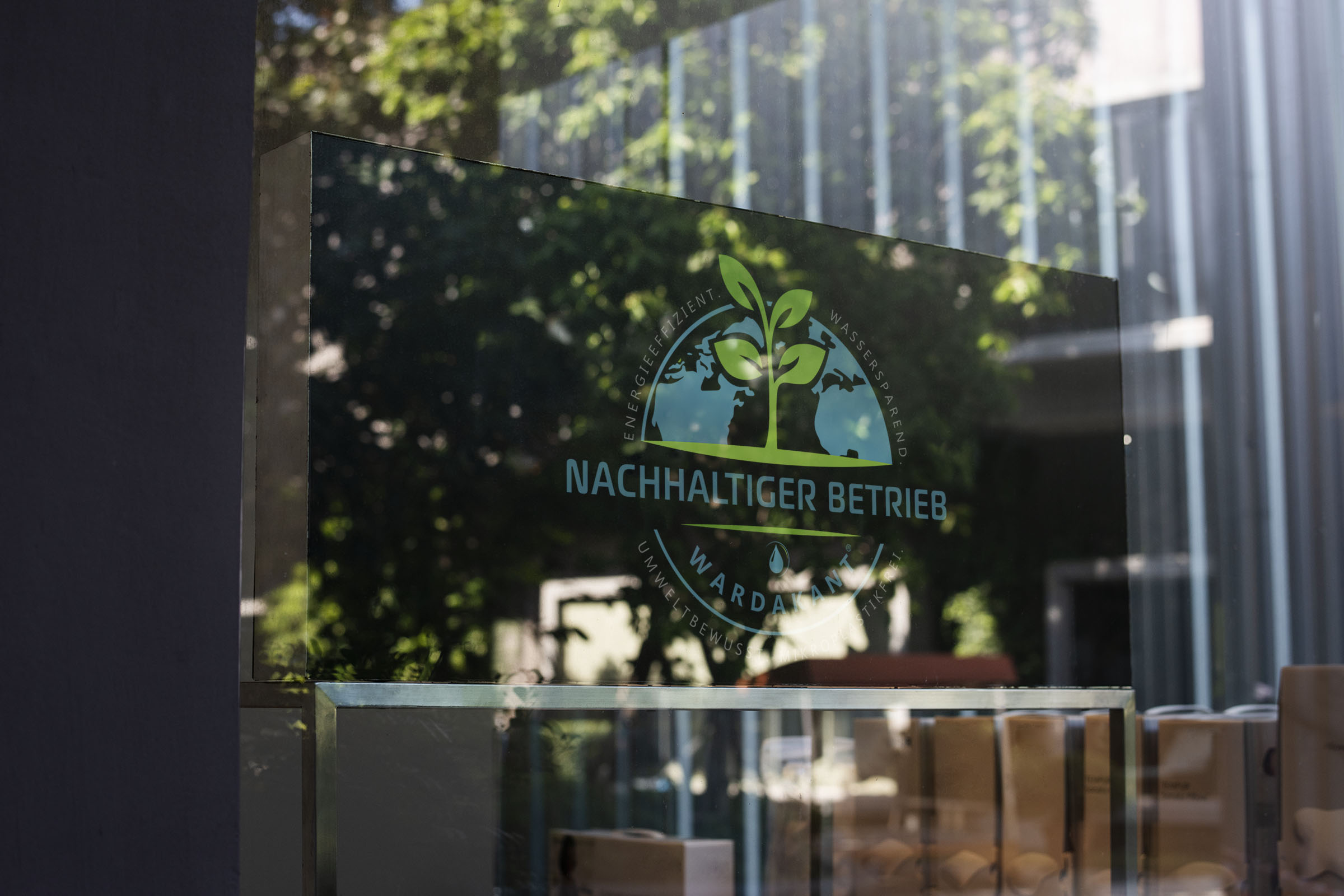 WARDAKANT-Label für Nachhaltigkeit im Schaufenster